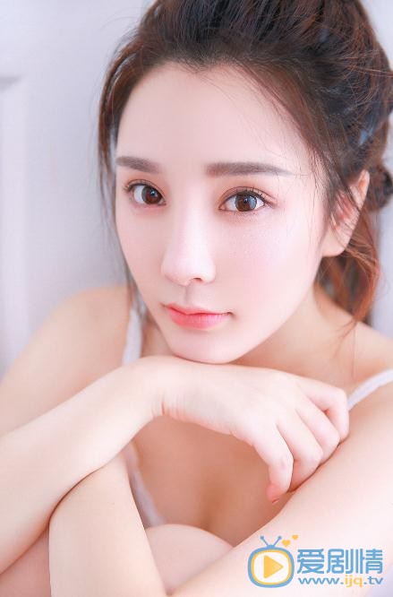 江璟儿气质写真 江璟儿高清写真_江璟儿高清剧照