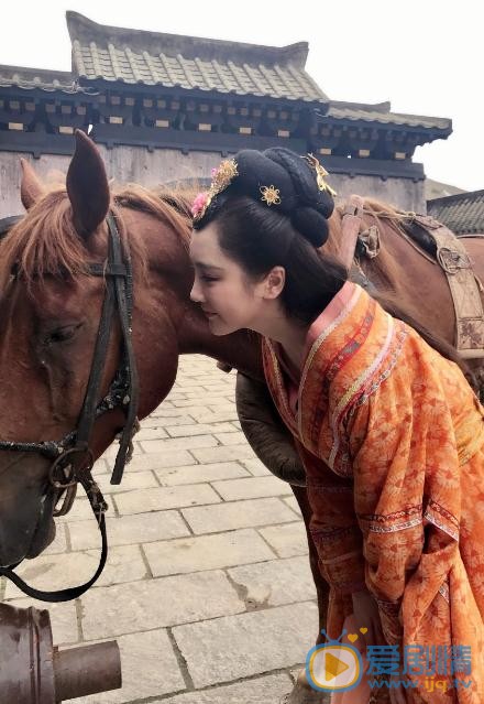 江璟儿片场照 江璟儿高清写真_江璟儿高清剧照