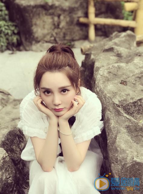 江璟儿生活照 江璟儿高清写真_江璟儿高清剧照