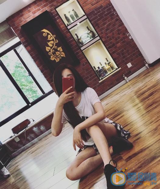 江璟儿可爱照 江璟儿高清写真_江璟儿高清剧照