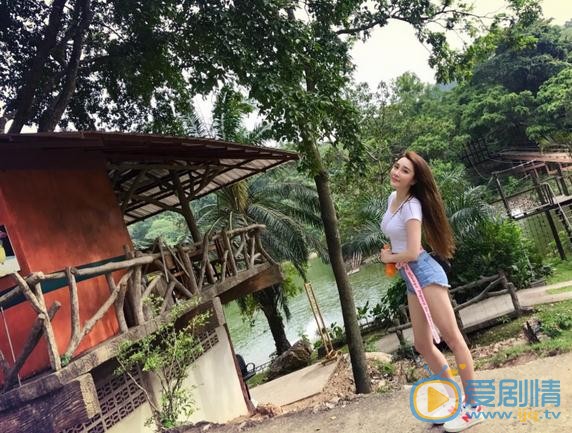 江璟儿可爱照 江璟儿高清写真_江璟儿高清剧照