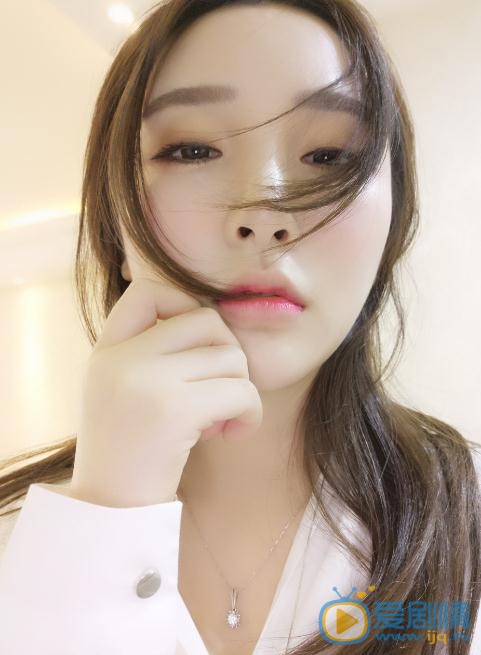 江璟儿生活照 江璟儿高清写真_江璟儿高清剧照