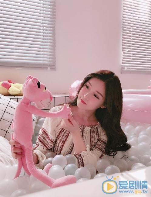姜彦汐粉色写真 姜彦汐高清写真_姜彦汐高清剧照