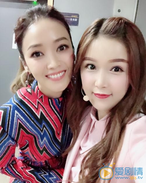 姜彦汐与人合照 姜彦汐高清写真_姜彦汐高清剧照