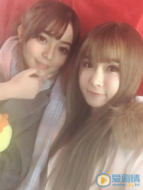 姜彦汐与人合照 姜彦汐高清写真_姜彦汐高清剧照