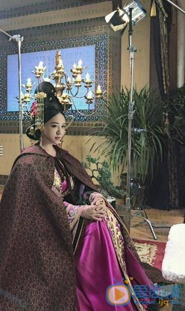 童唯佳片场照 童唯佳高清写真_童唯佳高清剧照