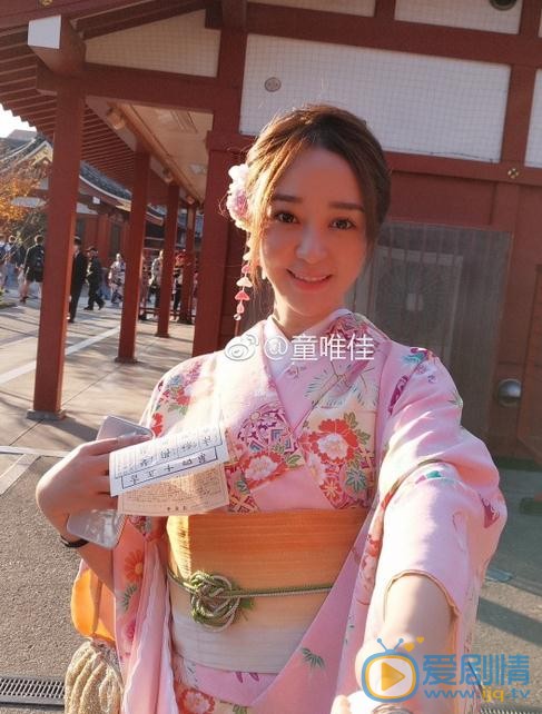 童唯佳片场照 童唯佳高清写真_童唯佳高清剧照