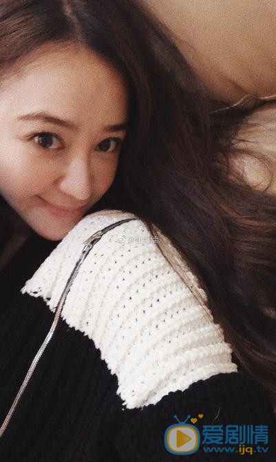 童唯佳与人合照 童唯佳高清写真_童唯佳高清剧照