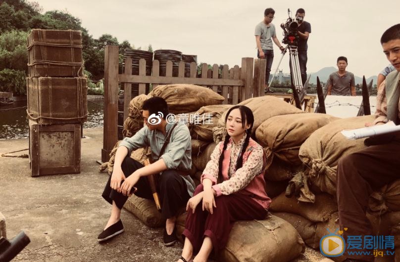 童唯佳片场照 童唯佳高清写真_童唯佳高清剧照