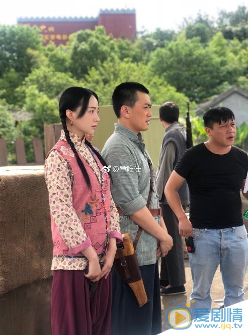 童唯佳片场照 童唯佳高清写真_童唯佳高清剧照