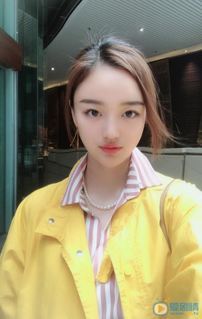 宋小莹清纯自拍 宋小莹高清写真_宋小莹高清剧照