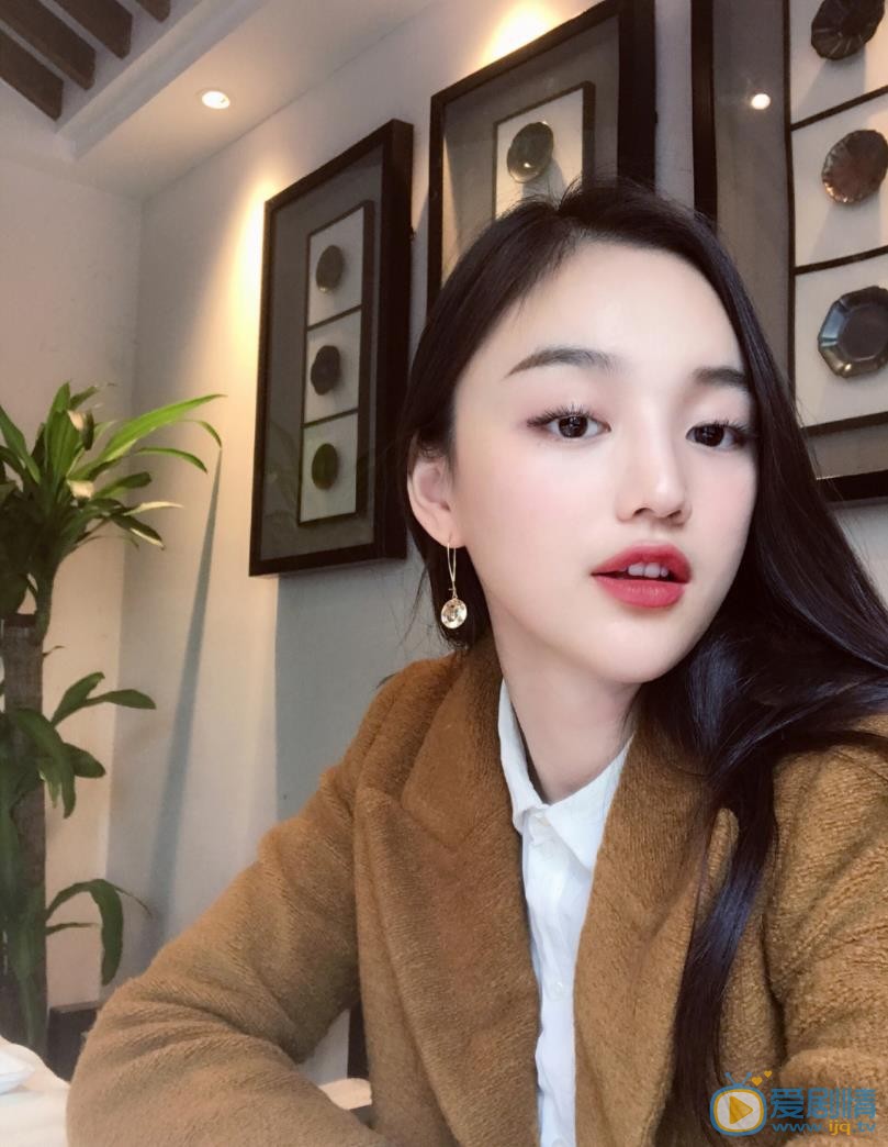 宋小莹清纯自拍 宋小莹高清写真_宋小莹高清剧照
