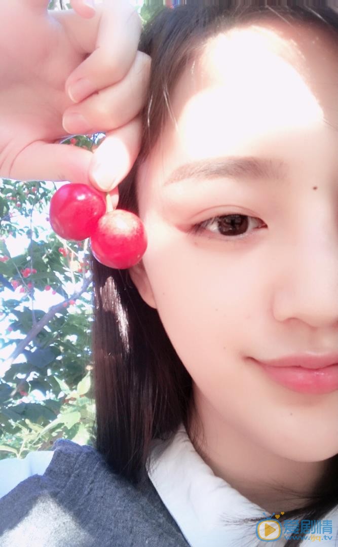 宋小莹清纯自拍 宋小莹高清写真_宋小莹高清剧照