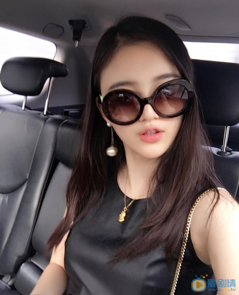宋小莹清纯自拍 宋小莹高清写真_宋小莹高清剧照