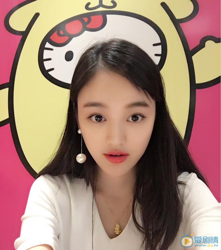 宋小莹清纯自拍 宋小莹高清写真_宋小莹高清剧照