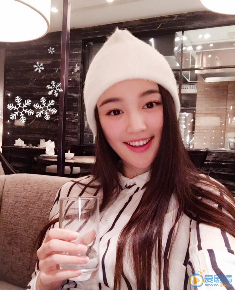 宋小莹清纯自拍 宋小莹高清写真_宋小莹高清剧照