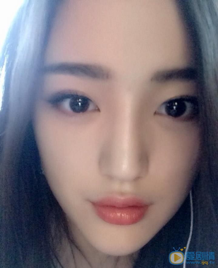 宋小莹清纯自拍 宋小莹高清写真_宋小莹高清剧照