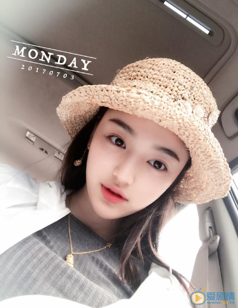 宋小莹可爱自拍 宋小莹高清写真_宋小莹高清剧照