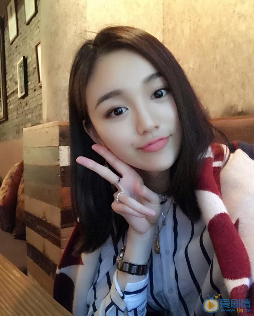 宋小莹可爱自拍 宋小莹高清写真_宋小莹高清剧照