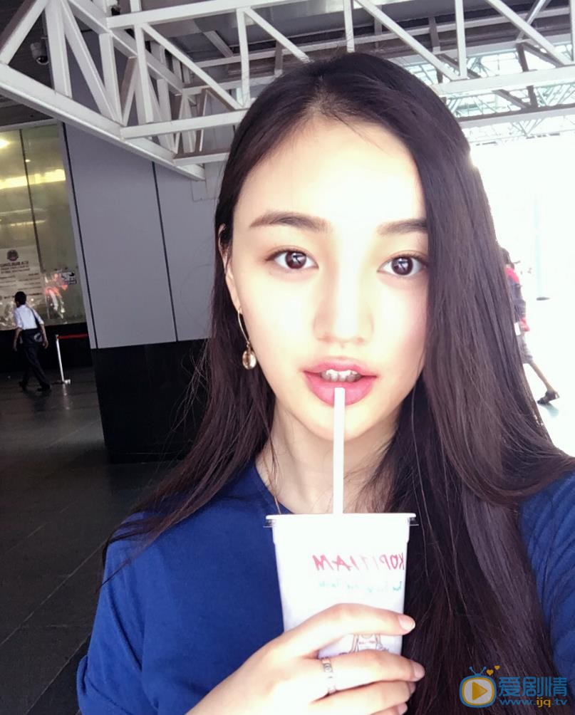 宋小莹可爱自拍 宋小莹高清写真_宋小莹高清剧照