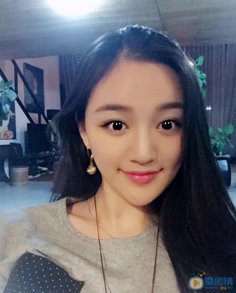 宋小莹可爱自拍 宋小莹高清写真_宋小莹高清剧照