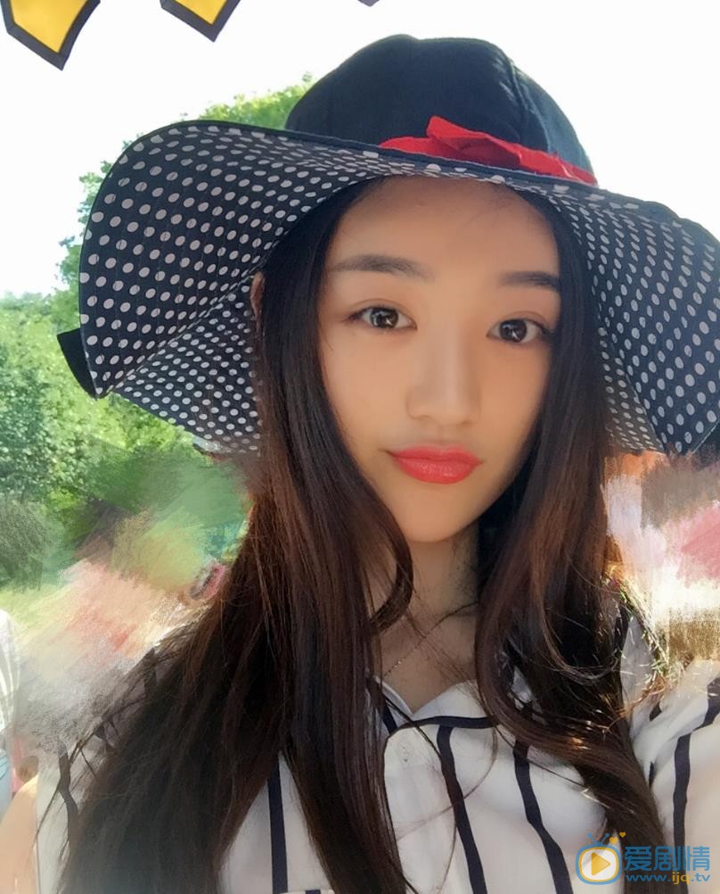 宋小莹可爱自拍 宋小莹高清写真_宋小莹高清剧照