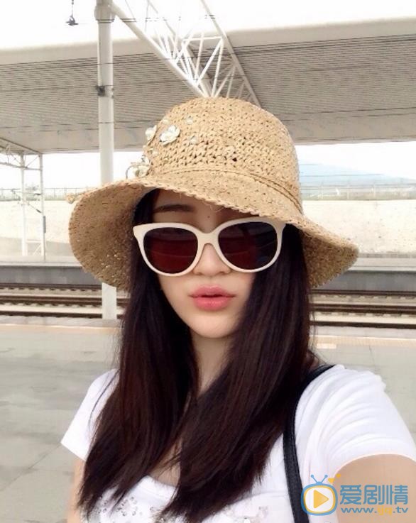 宋小莹可爱自拍 宋小莹高清写真_宋小莹高清剧照