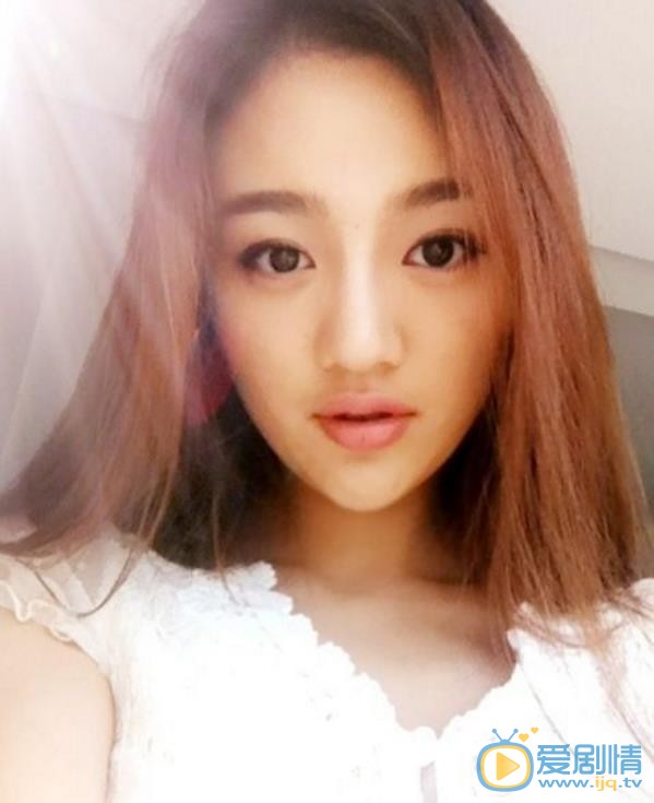 宋小莹可爱自拍 宋小莹高清写真_宋小莹高清剧照