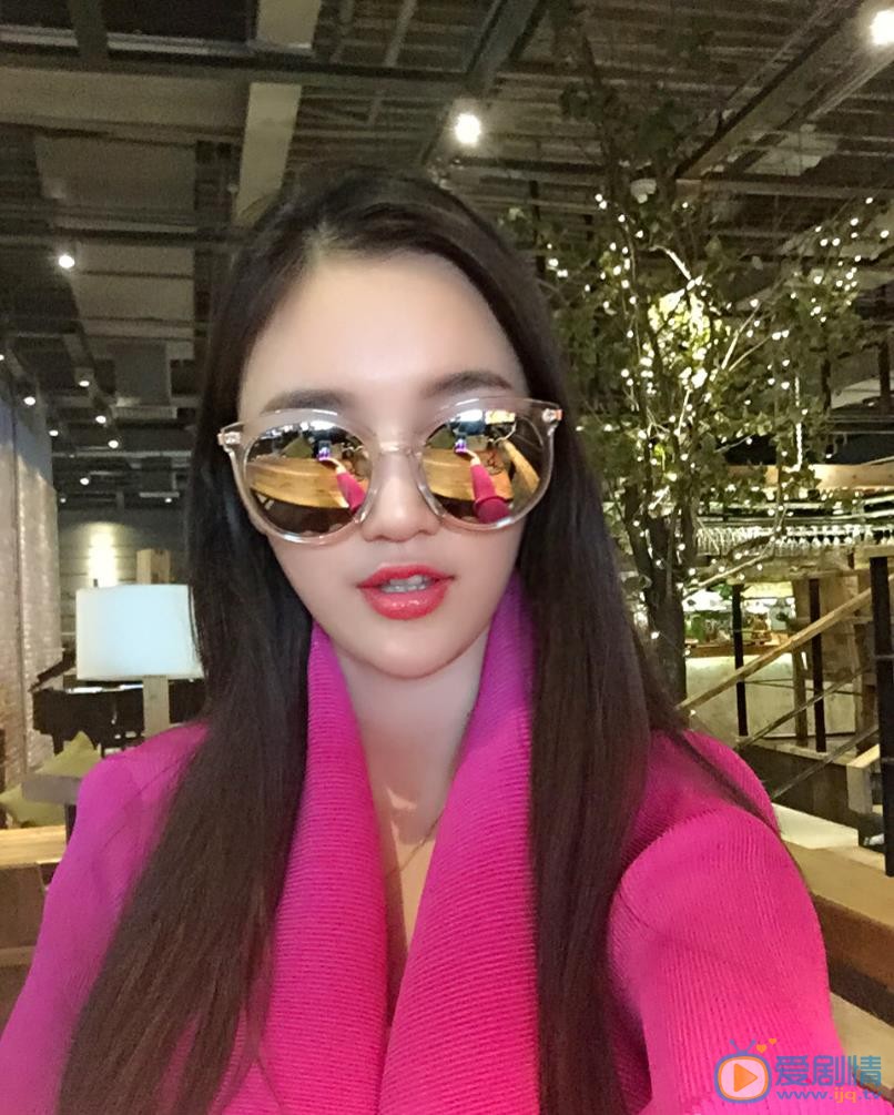 宋小莹自拍照 宋小莹高清写真_宋小莹高清剧照