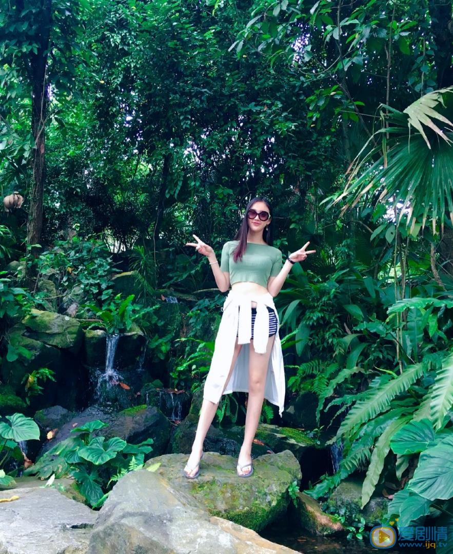 宋小莹旅游照 宋小莹高清写真_宋小莹高清剧照