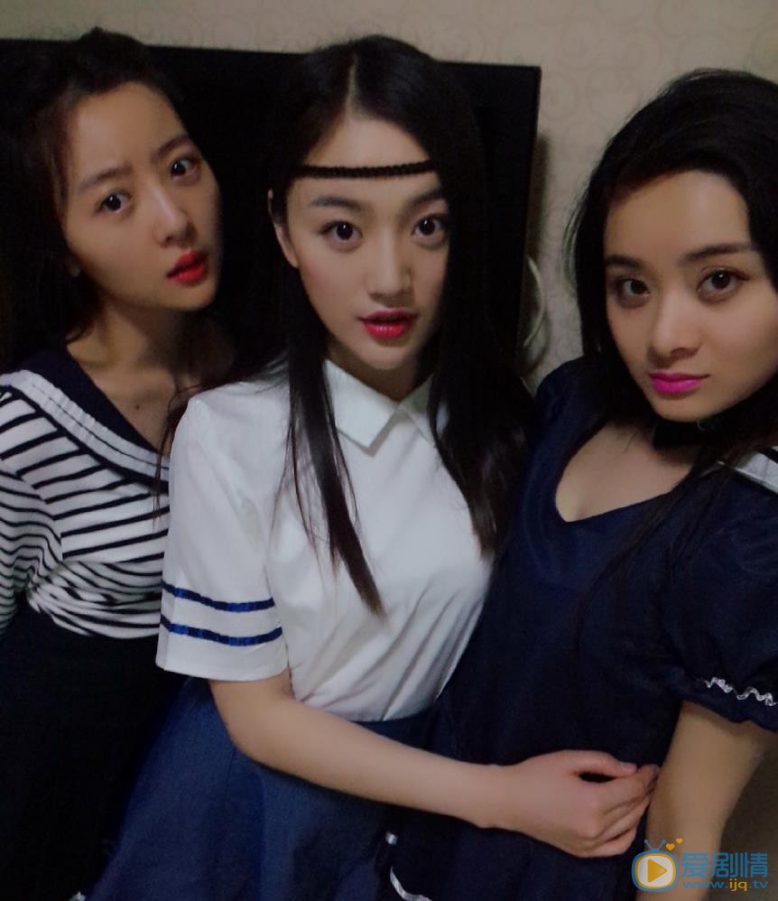 宋小莹闺蜜合照 宋小莹高清写真_宋小莹高清剧照