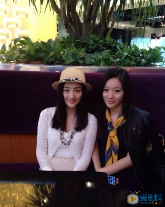 宋小莹闺蜜合照 宋小莹高清写真_宋小莹高清剧照