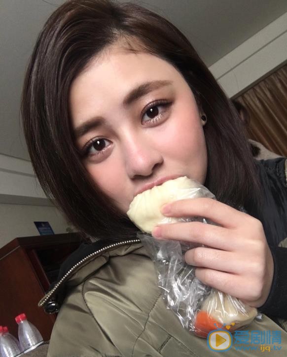 刘宇珊可爱自拍照 刘宇珊高清写真_刘宇珊高清剧照