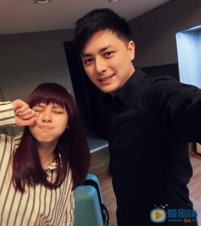 刘宇珊与他人合照 刘宇珊高清写真_刘宇珊高清剧照