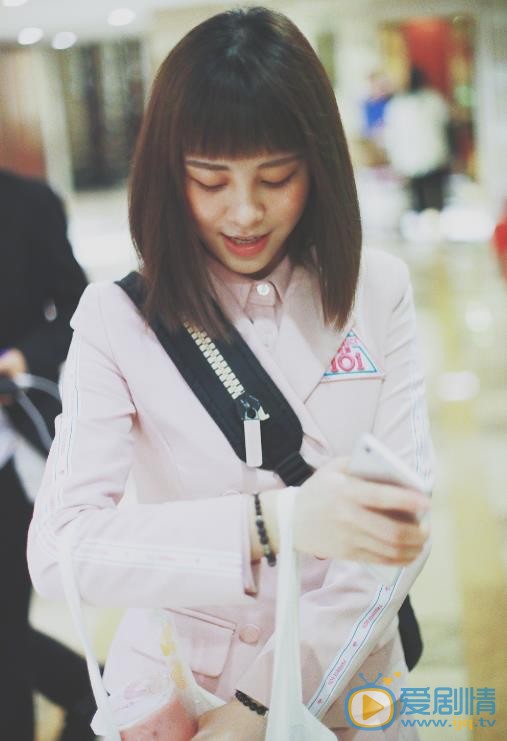 刘宇珊《创造101》节目照 刘宇珊高清写真_刘宇珊高清剧照