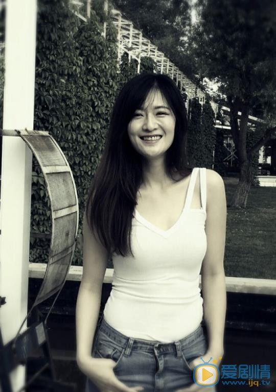 于婷婷气质写真 于婷婷高清写真_于婷婷高清剧照