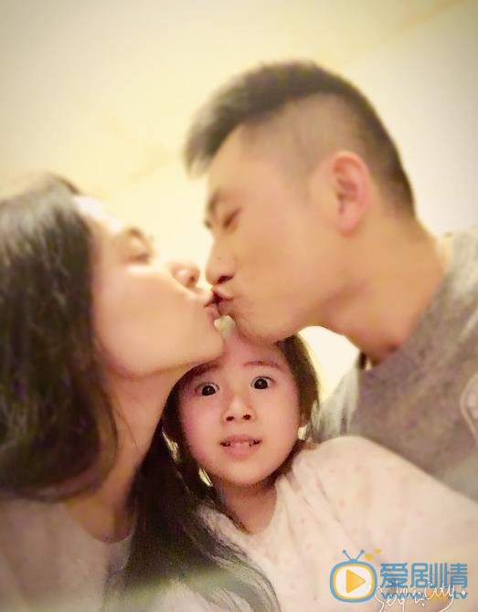 郭羡妮全家福 郭羡妮高清写真_郭羡妮高清剧照