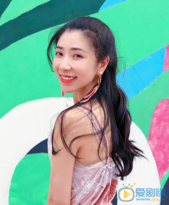贝枭雄可爱写真 贝枭雄高清写真_贝枭雄高清剧照