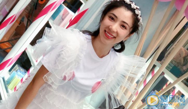 贝枭雄可爱写真 贝枭雄高清写真_贝枭雄高清剧照