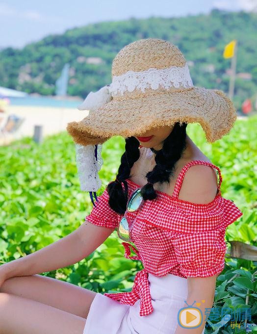 贝枭雄绿色写真 贝枭雄高清写真_贝枭雄高清剧照