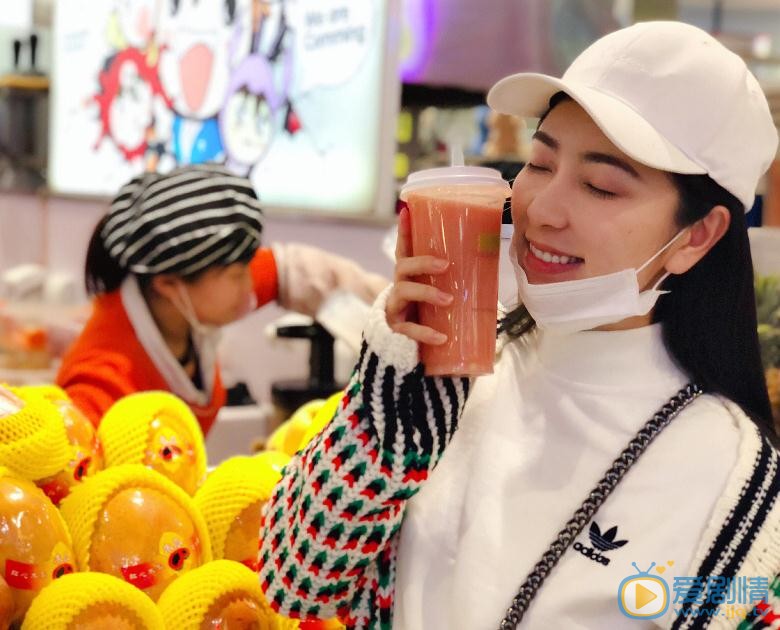 贝枭雄生活照 贝枭雄高清写真_贝枭雄高清剧照
