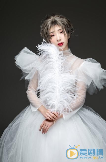 贝枭雄婚纱写真 贝枭雄高清写真_贝枭雄高清剧照