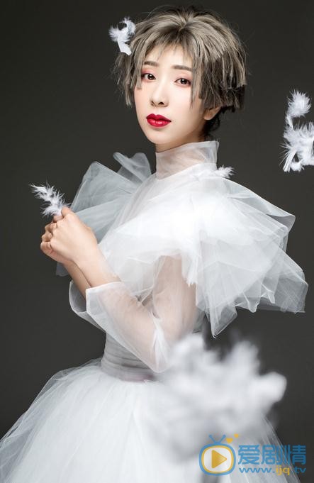 贝枭雄婚纱写真 贝枭雄高清写真_贝枭雄高清剧照