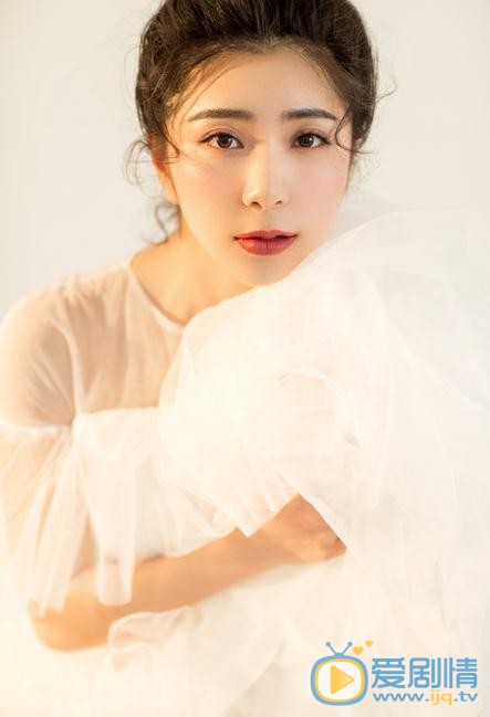 贝枭雄婚纱写真 贝枭雄高清写真_贝枭雄高清剧照
