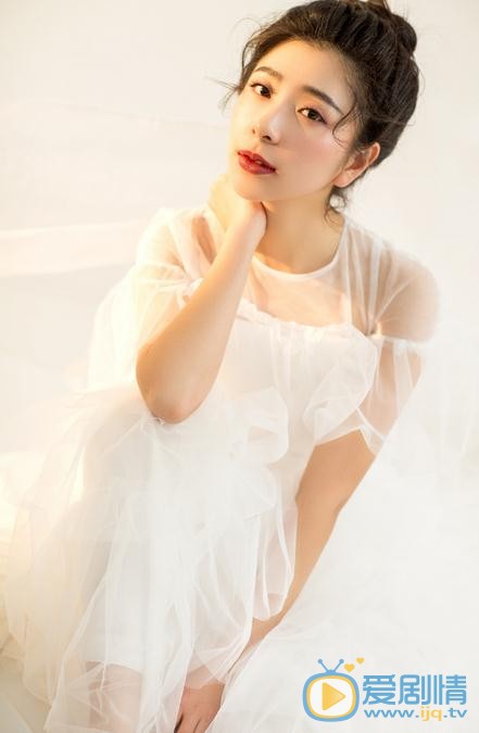 贝枭雄婚纱写真 贝枭雄高清写真_贝枭雄高清剧照