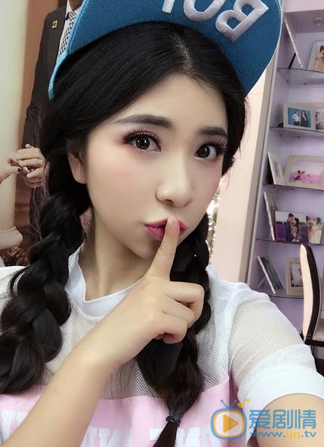 贝枭雄可爱照 贝枭雄高清写真_贝枭雄高清剧照