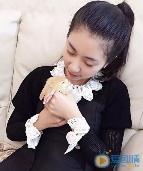 贝枭雄生活照 贝枭雄高清写真_贝枭雄高清剧照