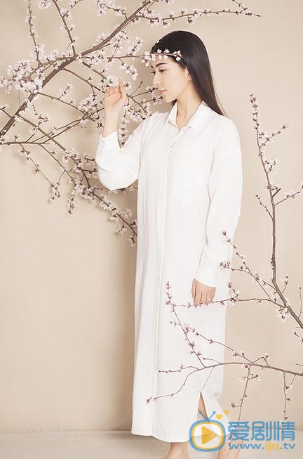贝枭雄花儿写真 贝枭雄高清写真_贝枭雄高清剧照