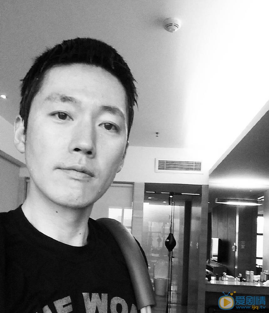 张赫自拍照 张赫高清写真_张赫高清剧照