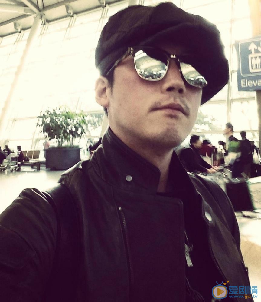 张赫自拍照 张赫高清写真_张赫高清剧照